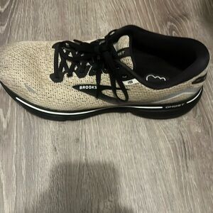 Brooks ghost shoes size 12. In used condition. $90. No low ball offers.